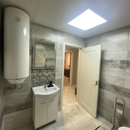 Markapart 2 - Center - Garage * Ruse