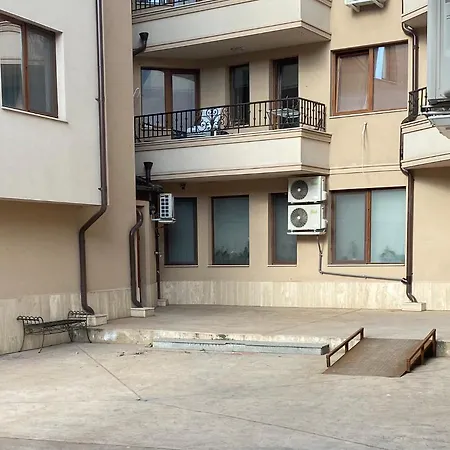 Markapart 2 - Center - Garage