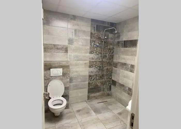 Markapart 2 - Center - Garage Ruse