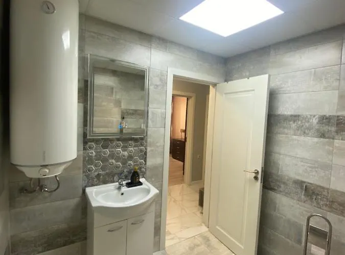 Markapart 2 - Center - Garage * Ruse